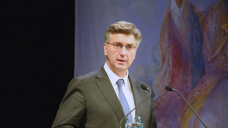 Plenković: Pelješki most i projekt Zračne luke Dubrovnik odvijaju se zahvaljujući članstvu Hrvatske u Europskoj uniji